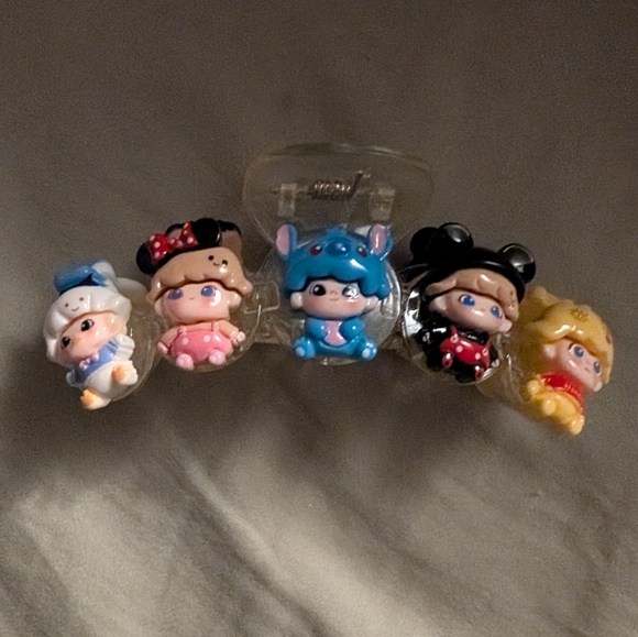 Colorful Disney Character Hair Clips - Picture 3 of 4